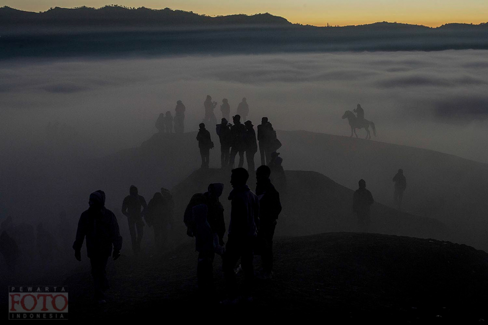 Menuju Puncak Kasada